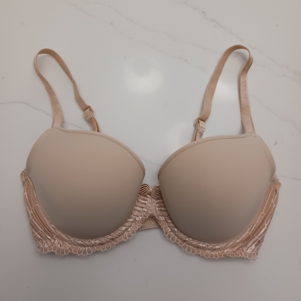 Wacoal La Femme Underwire T-Shirt Bra 32D
